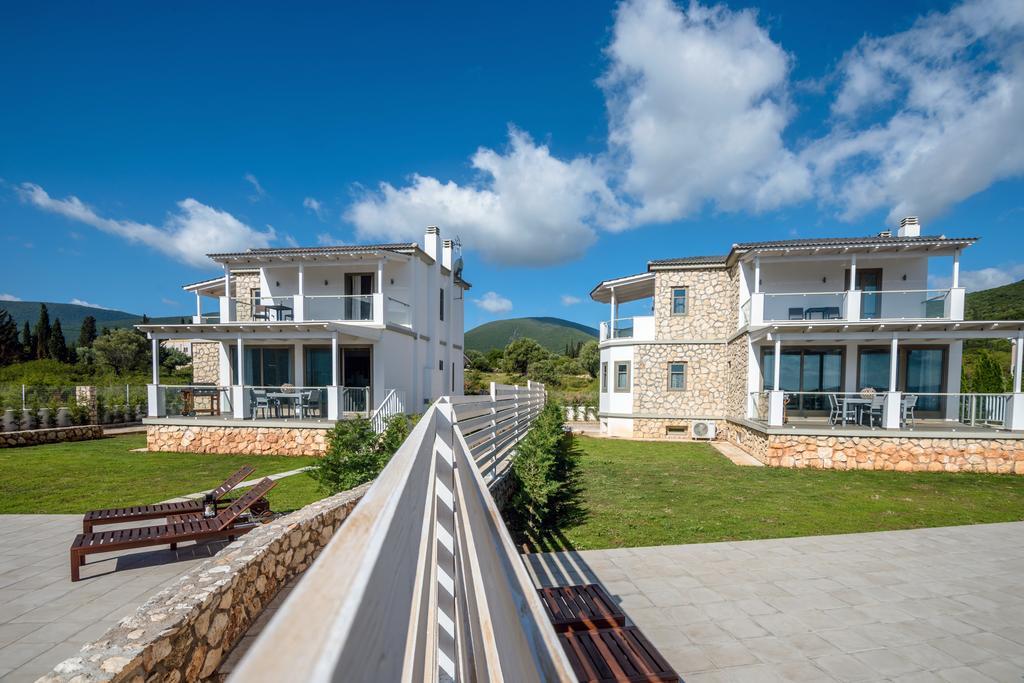 White Villas Каравомилос Экстерьер фото